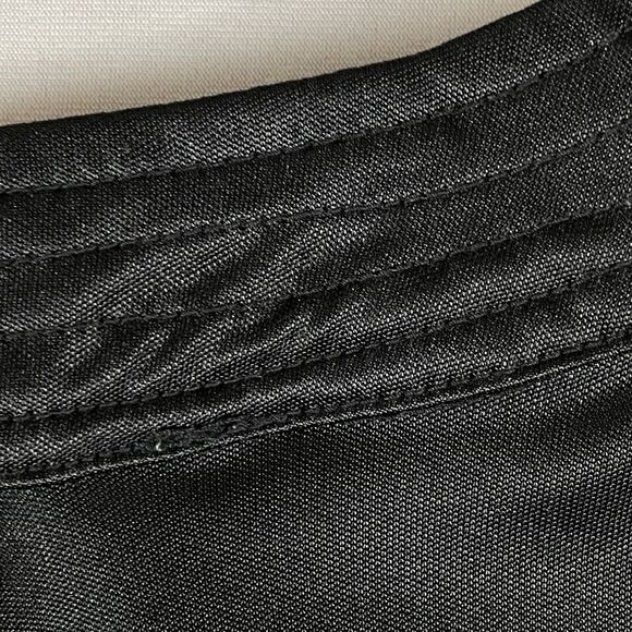 NY & Co. Silky Sleeveless Cowl Draped Neck Top Women’s Small Black Office Corp - Picture 3 of 11